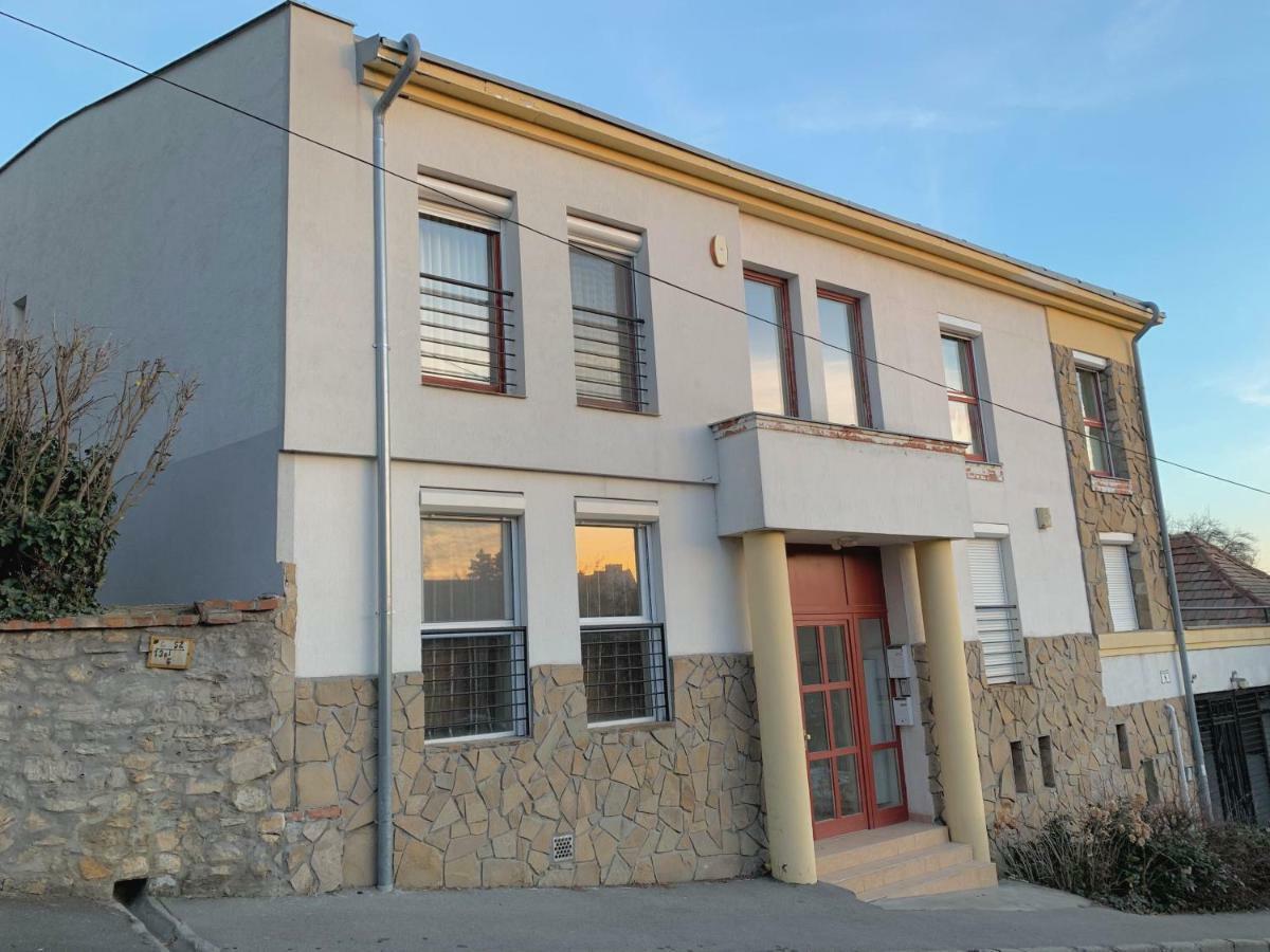 St. Peter Apartman Apartment Pecs Luaran gambar